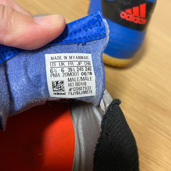 Boys Adidas COPA TANGO 84 Indoor Soccer Shoe - Picture 4 of 6